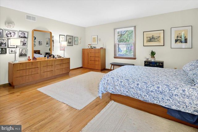 54 PLATZ DR, Skillman, NJ 08558