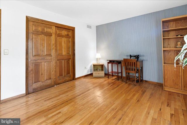54 PLATZ DR, Skillman, NJ 08558