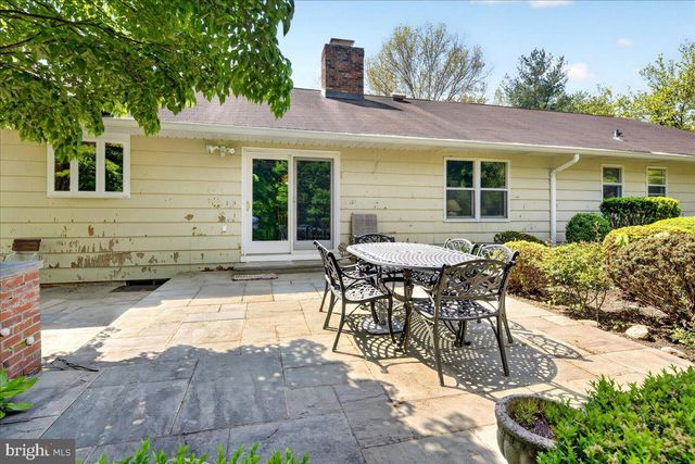 54 PLATZ DR, Skillman, NJ 08558