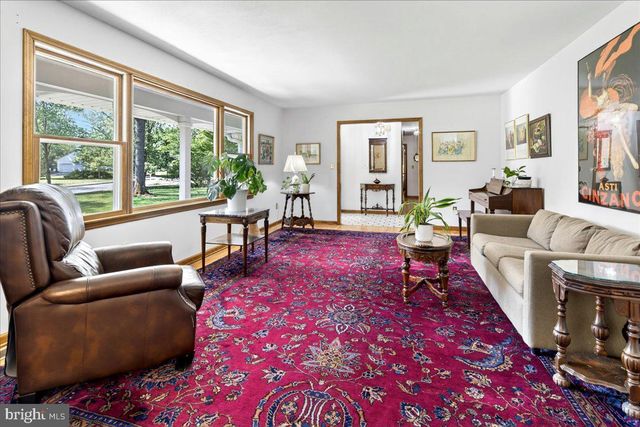 54 PLATZ DR, Skillman, NJ 08558