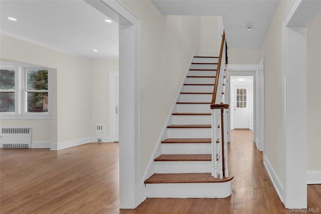 283 W Neck Road, Huntington, NY 11743