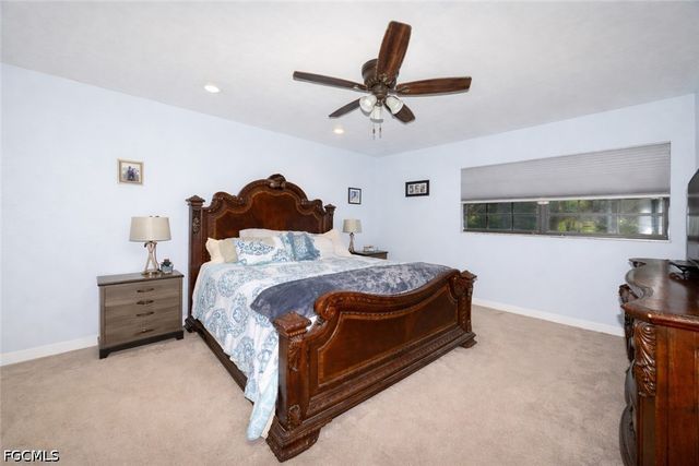 15581 Old Olga RD, Alva, FL 33920