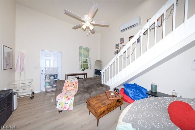 15581 Old Olga RD, Alva, FL 33920