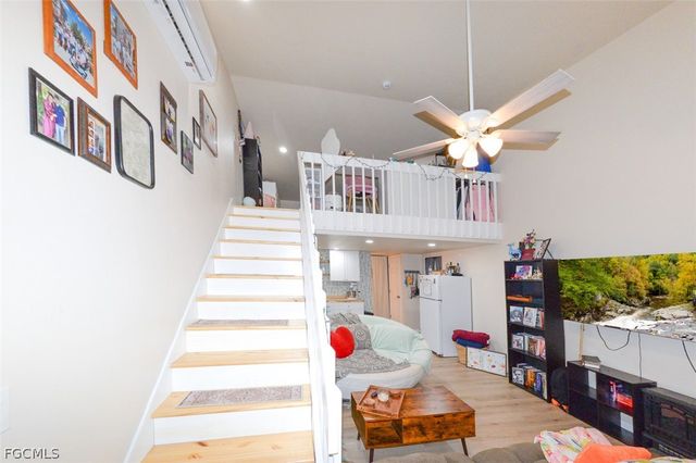 15581 Old Olga RD, Alva, FL 33920