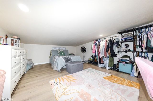 15581 Old Olga RD, Alva, FL 33920