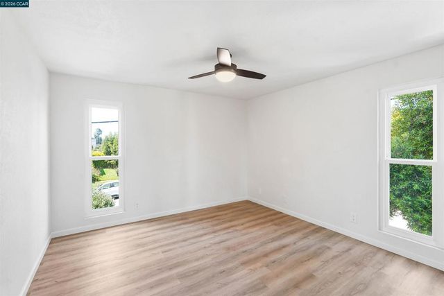 710 E 22nd 203, Oakland, CA 94606