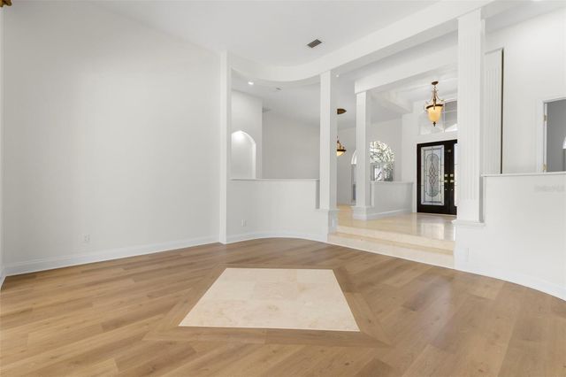 5031 WESLEY DRIVE, Tampa, FL 33647