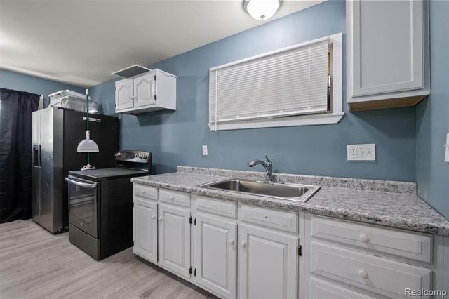 14561 Stout Street, Detroit, MI 48223