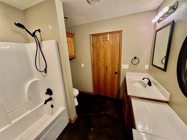 224 S Hoppy Road, Stillwater, OK 74075