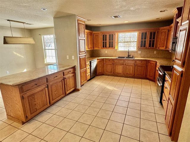 224 S Hoppy Road, Stillwater, OK 74075