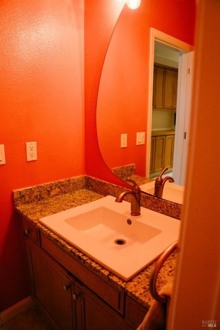 701 Oscar St, Vallejo, CA 94592