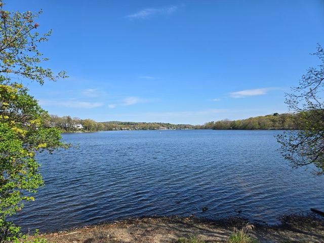 16 Mystic Lake Dr, Arlington, MA 02474