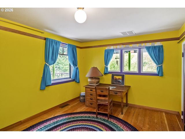10548 Nw SKYLINE Blvd, Portland, OR 97231