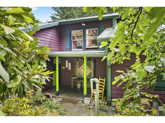 10548 Nw SKYLINE Blvd, Portland, OR 97231