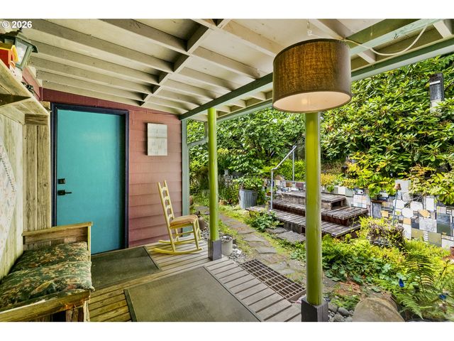 10548 Nw SKYLINE Blvd, Portland, OR 97231