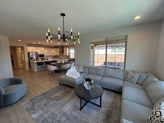 32567 N 133rd Avenue, Peoria, AZ 85383