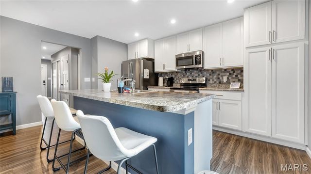 355 Newbridge Way, O'fallon, MO 63368