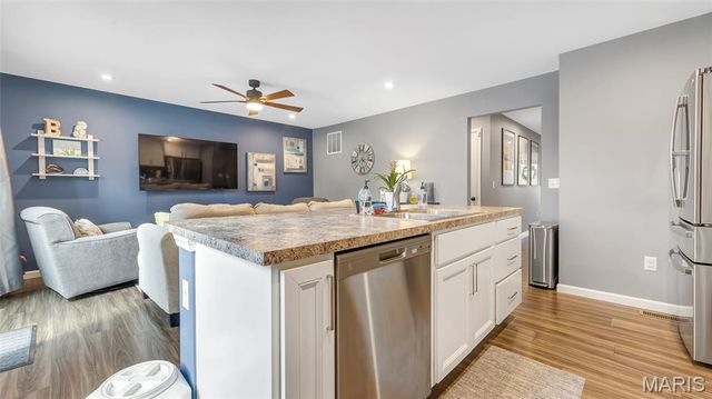 355 Newbridge Way, O'fallon, MO 63368