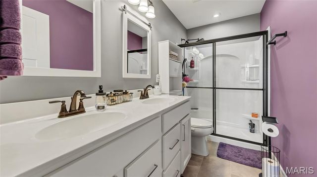 355 Newbridge Way, O'fallon, MO 63368