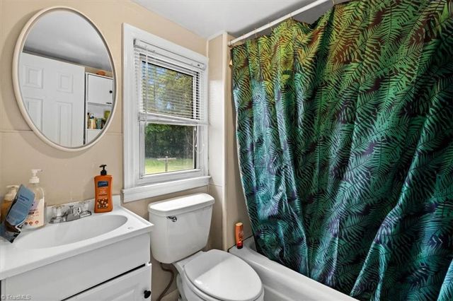 1844 Price Road, Eden, NC 27288