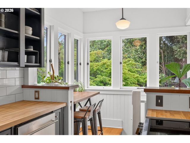 4210 Ne 65TH Ave, Portland, OR 97218