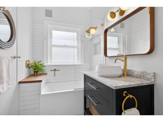 4210 Ne 65TH Ave, Portland, OR 97218