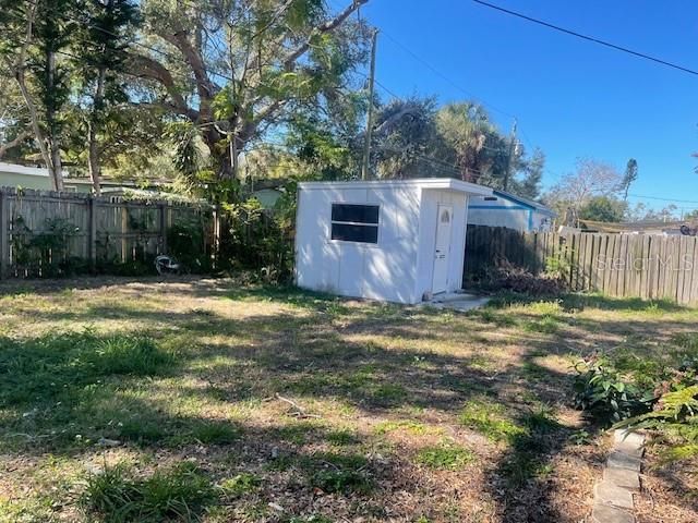 7242 LYNNWOOD AVENUE N, St Petersburg, FL 33710