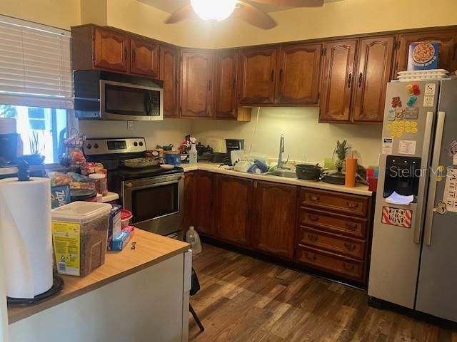 7242 LYNNWOOD AVENUE N, St Petersburg, FL 33710