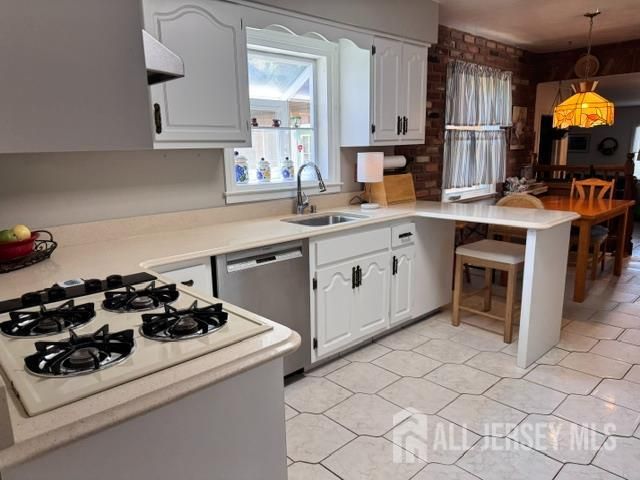 20 Tracey Drive, Milltown, NJ 08850