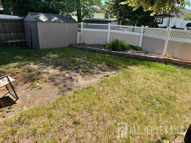 20 Tracey Drive, Milltown, NJ 08850