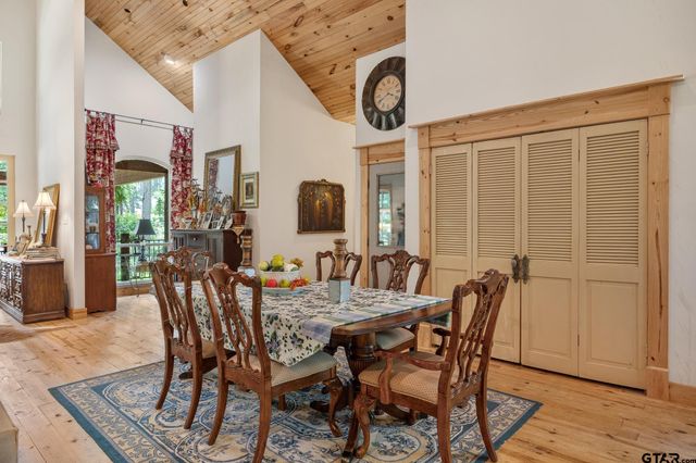 196 Pine Branch Glen, Holly Lake Ranch, TX 75765