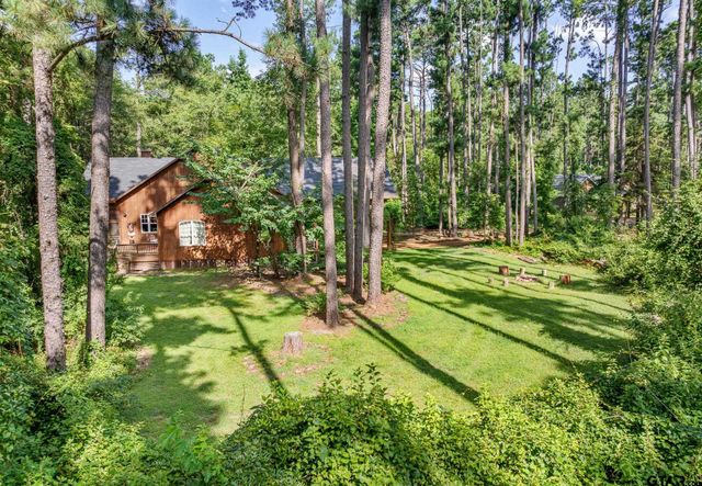 196 Pine Branch Glen, Holly Lake Ranch, TX 75765