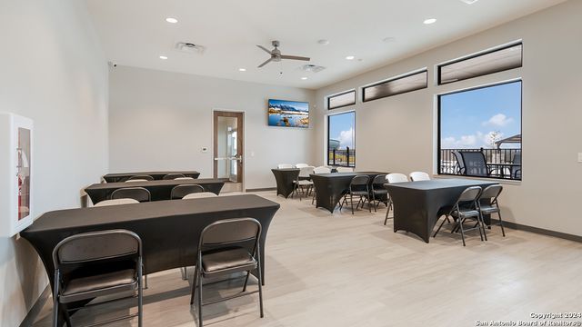 5446 Trinity Coal, San Antonio, TX 78253