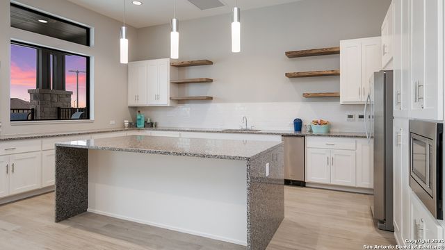 5446 Trinity Coal, San Antonio, TX 78253