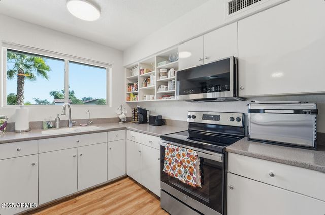 1711 S HALL --, Mesa, AZ 85204