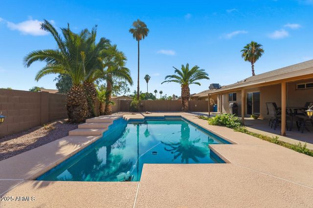 1711 S HALL --, Mesa, AZ 85204