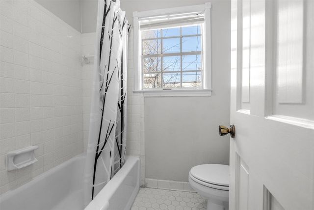 436 STERLING DR, Collierville, TN 38017