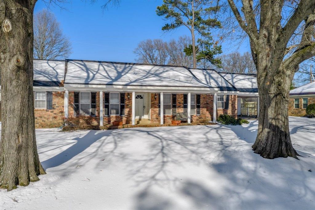 436 STERLING DR, Collierville, TN 38017