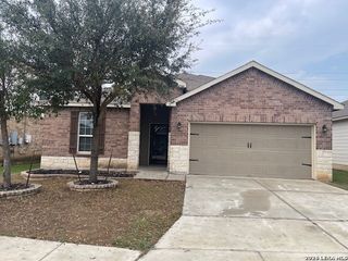 207 Golden Fawn, Selma, TX 78154