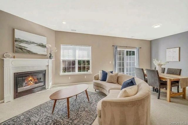 23 Willow Wood Drive, East Setauket, NY 11733