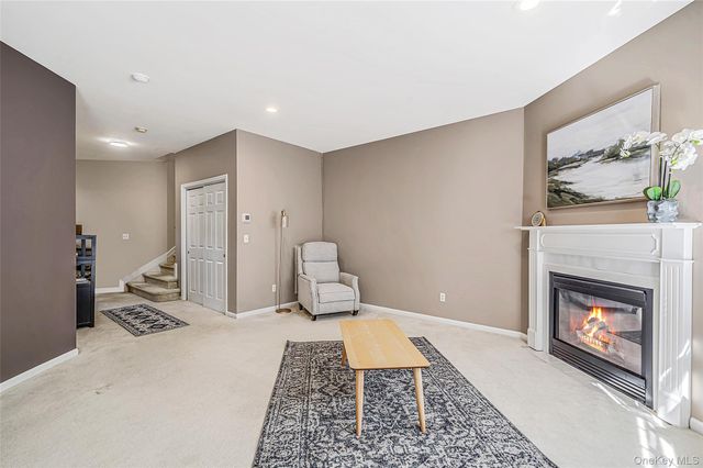 23 Willow Wood Drive, East Setauket, NY 11733