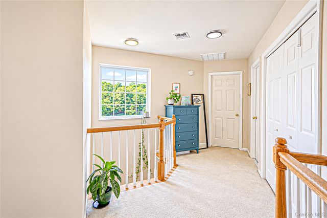 23 Willow Wood Drive, East Setauket, NY 11733