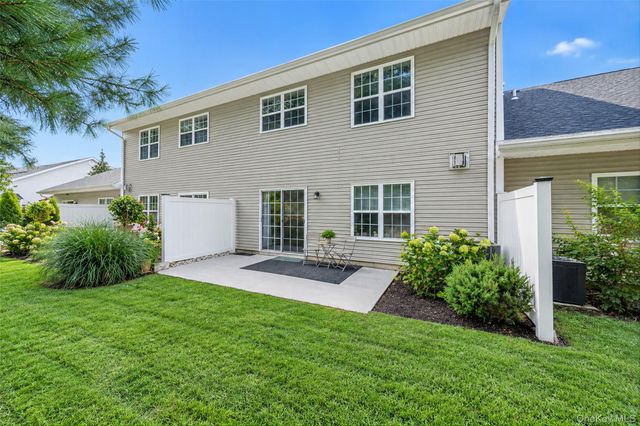 23 Willow Wood Drive, East Setauket, NY 11733