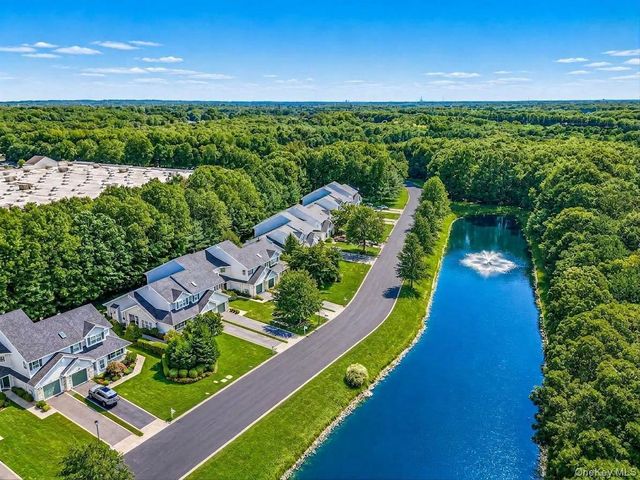 23 Willow Wood Drive, East Setauket, NY 11733