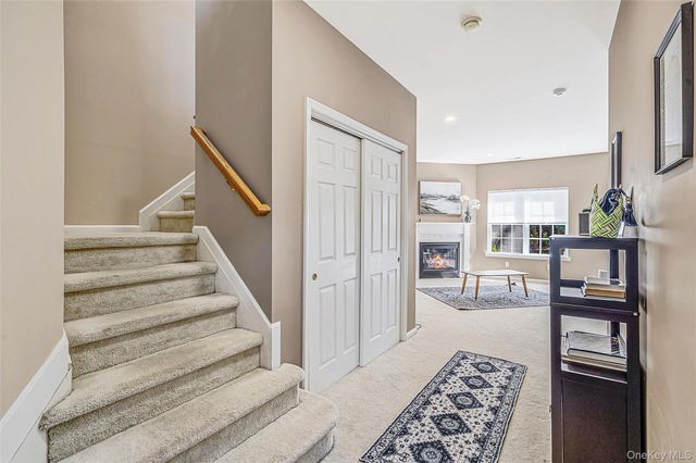 23 Willow Wood Drive, East Setauket, NY 11733