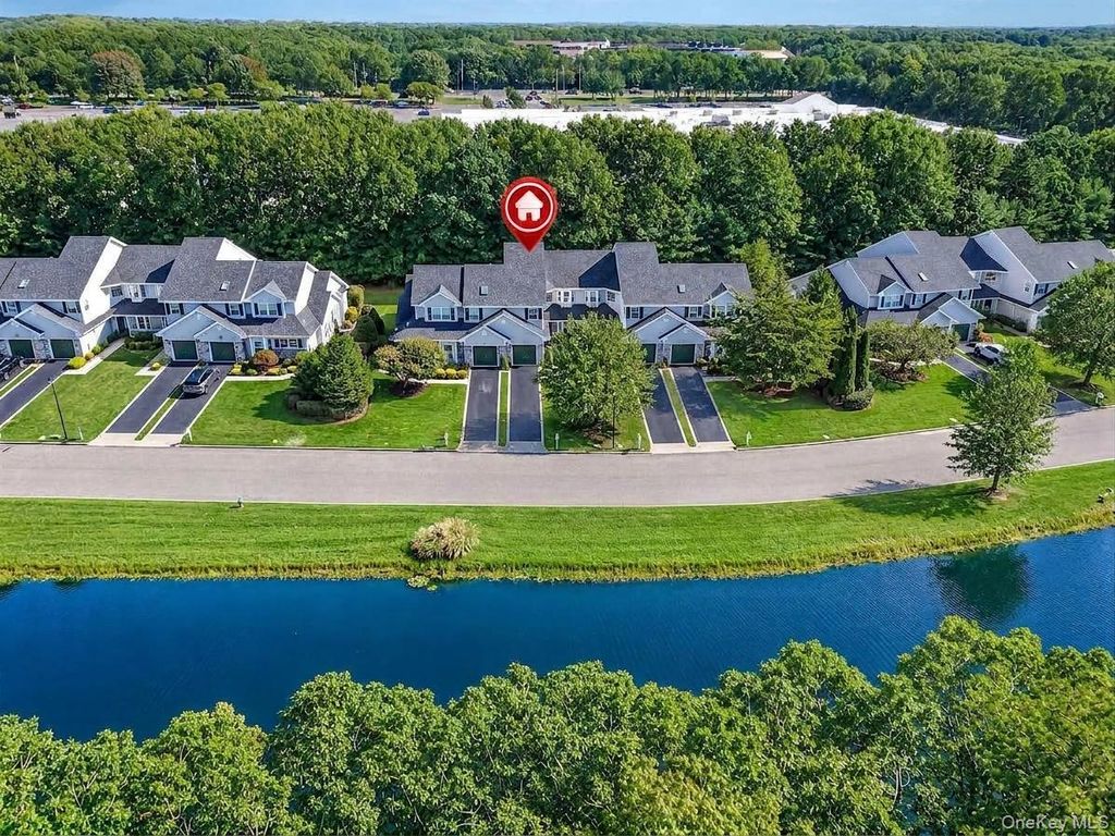 23 Willow Wood Drive, East Setauket, NY 11733 — photo 3