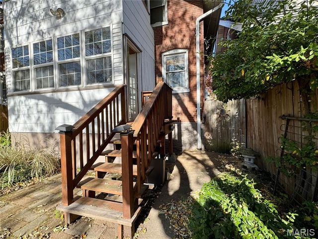 4024 Wyoming Street, St Louis, MO 63116