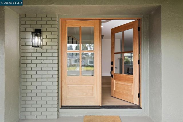 125 Larkwood Circle, Danville, CA 94526