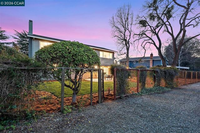 125 Larkwood Circle, Danville, CA 94526
