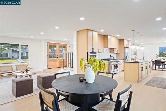 125 Larkwood Circle, Danville, CA 94526